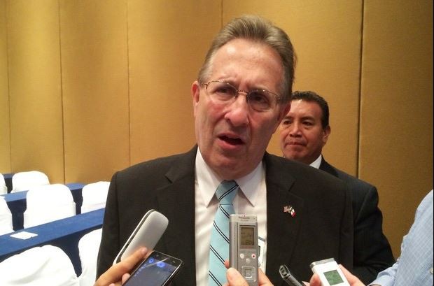 El embajador de Estados Unidos en México, Anthony Wayne, dijo que hay varias formas de respaldar a México. Foto Notimex