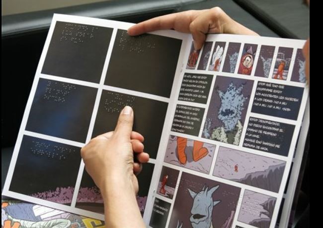 “Sensus. El Universo en sus ojos”, es el primer comic mexicano que mezcla braille con ilustraciones tradicionales del género. Foto AP