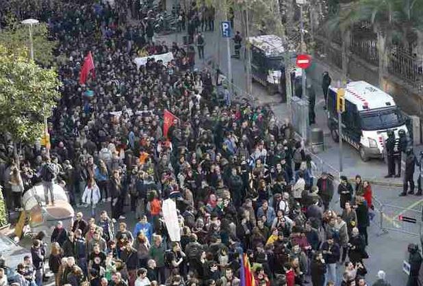 Manifestaciones en España contra proyecto de ley de Seguridad Pública. Foto Reuters