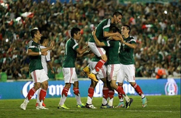 La selección mexicana de futbol, en un partido amistoso frente a la oncena de Honduras, celebrado en Chiapas en octubre pasado. Foto: Cuartoscuro