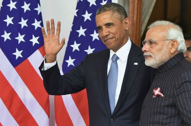 Los presidentes Barack Obama, de Estados Unidos (izquierda), y el primer ministro de India, Narendra Modi (derecha) este domingo. Foto Ap