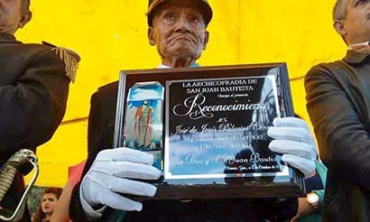Don Jesús Palacios Cerros, morismero con 100 años de edad ■ FOTOS: alma ríos y miguel ángel núñez