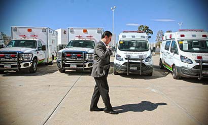 El Ejecutivo del estado realizó un recorrido por las instalaciones del Centro Estatal de Oncología de los Servicios de Salud de Zacatecas ■ FOTO: ERNESTO MORENO