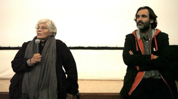 La directora del documental Lourdes Portillo y el programador del festival Jean-Christophe Berjon. Foto Cortesía del Festival Internacional de Cine de San Cristóbal de las Casas