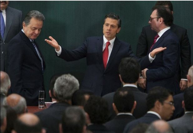 El presidente de México, Enrique Peña Nieto, al presentar los reglamentos de la Reforma Energética, el 03 de noviembre de 2014. Foto Cristina Rodríguez