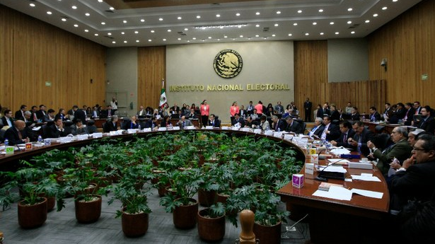Sesión del Instituto Nacional Electoral (INE), el 18 de febrero pasado. Foto Luis Humberto González