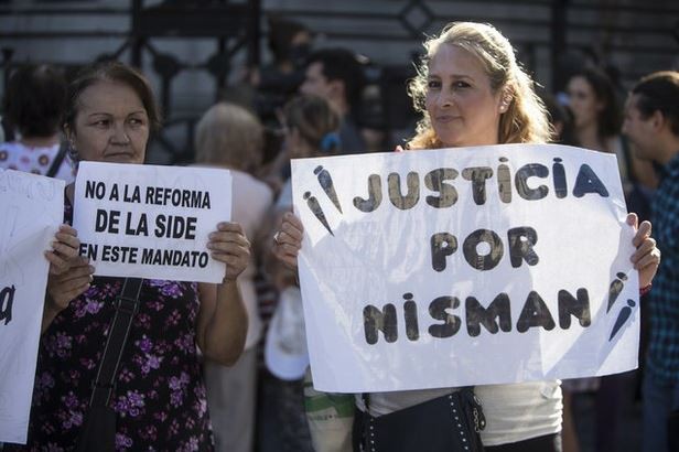 Manifestación para demandar el esclarecimiento de la muerte del fiscal Alberto Nisman, frente al Congreso Nacional en Buenos Aires, Argentina, el 4 de febrero pasado. Foto Xinhua