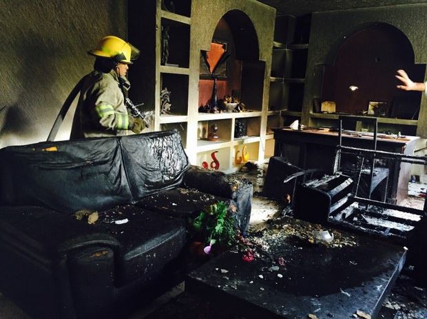 Destrozos de las oficinas del Sindicato Único de Servidores Públicos del Estado de Guererro. Foto: La Jornada