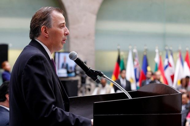 El canciller José Antonio Meade, durante en el seminario México en el mundo, diagnóstico y perspectivas de las relaciones internacionales, organizado por el Senado. Foto SRE