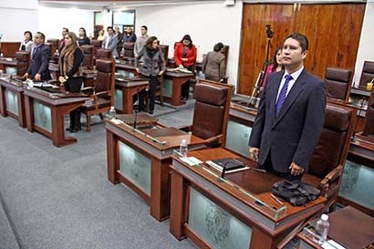 Aspectos de la sesión legislativa del 5 de marzo, cuando se ratificó el nombramiento de Leticia Soto como procuradora de Justicia ■ FOTO: ANDRÉS SÁNCHEZ