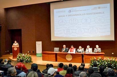 Autoridades estatales organizaron varias conferencias con motivo del Día Mundial del Agua ■ foto: LA JORNADA ZACATECAS