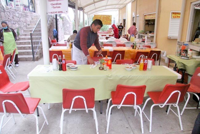 Aspecto de un negocio local del Centro Histórico de la capital ■ foto: La Jornada Zacatecas