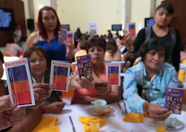 Como parte de las actividades del Día Internacional de la Mujer, la delegación Miguel Hidalgo presentó la cartilla Mujeres libres de violencia. Foto: La Jornada