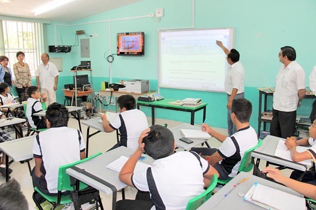 Aspecto de un salón de clases en el sistema de telebachillerato ■ foto: La Jornada Zacatecas
