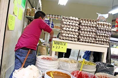 A pesar de los costos desmedidos del huevo en las últimas semanas, el precio se ha estabilizado ■ foto: andrés sánchez