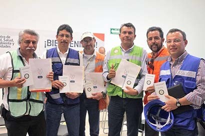 En el encuentro estuvieron presentes integrantes del Equipo Gerencial de Peñasquito y representantes de diversas empresas ■ foto: LA JORNADA ZACATECAS