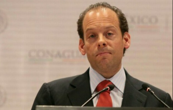 David Korenfeld, en el anuncio de su renuncia como titular de la Conagua. Foto Pablo Ramos