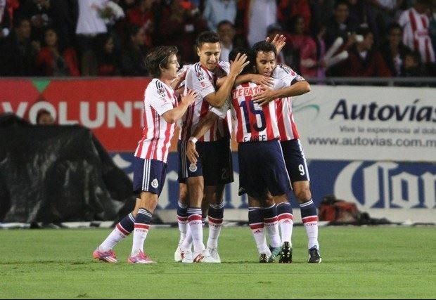 Escuadra de Chivas en Torneo Apertura 2014. Foto Notimex / Archivo