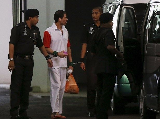 El mexicano Simón González Villarreal llega a la Corte de Apelaciones en Putrajaya. Foto Reuters