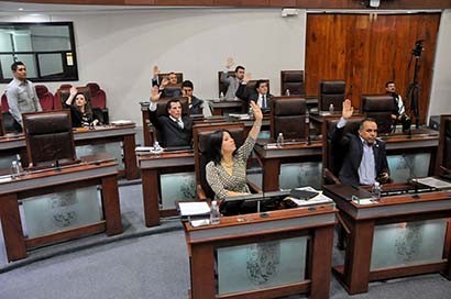 Aspecto de sesión en la 61 Legislatura del estado ■ foto: La Jornada Zacatecas
