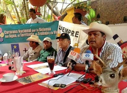 Imagen de la dirigencia del movimiento, en conferencia de prensa ofrecida durante su recorrido por el país ■ foto: LA JORNADA ZACATECAS