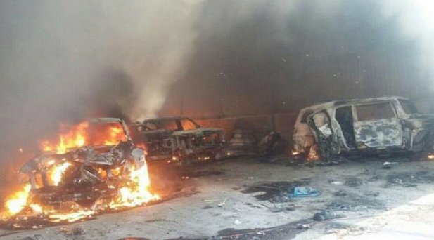 En la cuenta de Twitter @ValorMichoacan se informó de seis camionetas incendiadas en Tanhuato