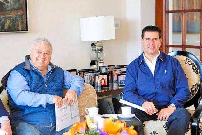 Emilio Chuayffet y Miguel Alonso, en reunión de trabajo ■ foto: LA JORNADA ZACATECAS