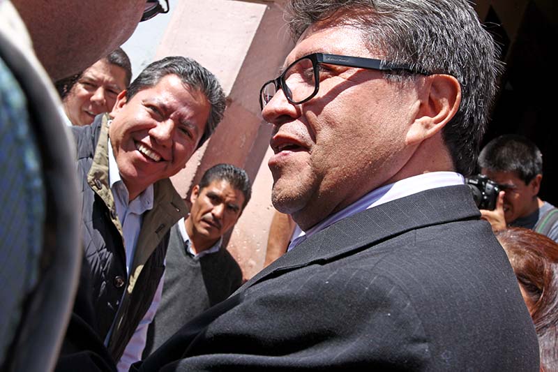 Ricardo Monreal Ávila durante su estancia en la capital de Zacatecas, este viernes ■ foto: ernesto moreno