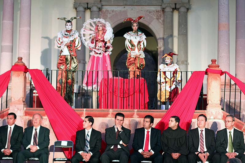 Diversas expresiones culturales, eventos académicos, musicales, literarios, gastronómicos y talleres de teatro se ofrecerán a la ciudadanía durante una semana y hasta el día 4 de octubre. Aspecto de la ceremonia de apertura ■ FOTO: ANDRÉS SÁNCHEZ