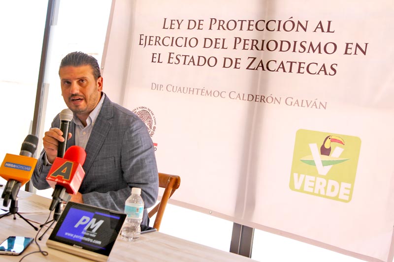 En Zacatecas ya se han realizado agresiones e intimidaciones al gremio periodístico, señaló el diputado local Cuauhtémoc Calderón Galván ■ foto: andrés sánchez