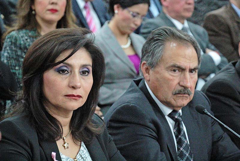Leticia Soto, en su comparecencia ante la 61 Legislatura, el pasado 6 de octubre; a su derecha, Jesús Pinto, secretario de Seguridad Pública ■ FOTO: ERNESTO MORENO