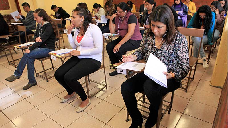 Están 2 mil 98 maestros convocados a la evaluación de permanencia ■ FOTO: LA JORNADA ZACATECAS