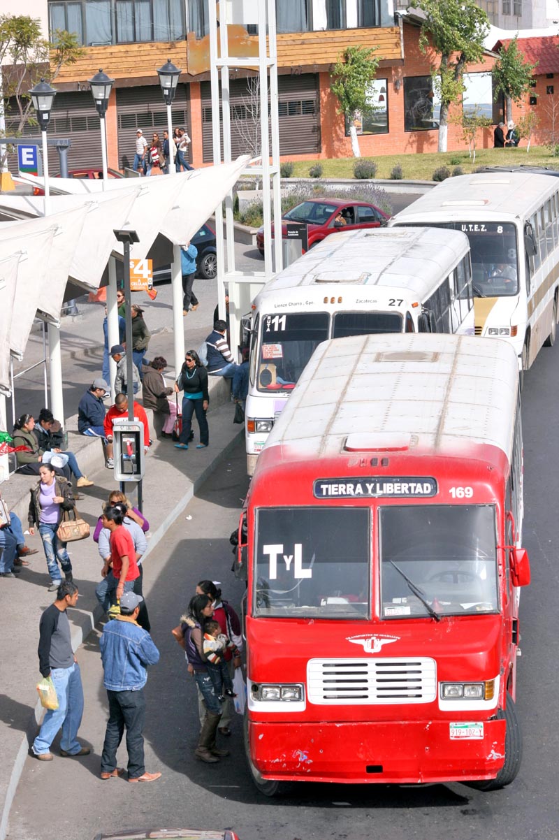 En la imagen, una unidad de Transportes de Guadalupe ■ Foto: ANDRÉS SÁNCHEZ