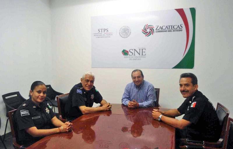 Gerardo Luna, titular del SNE, se reunió con funcionarios de la Policía Federal ■ FOTO: LA JORNADA ZACATECAS