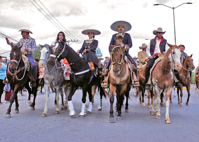 Aspecto de la cabalgata ■ foto: la jornada zacatecas