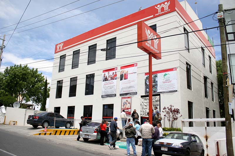 Aspecto de la delegación de Infonavit en Zacatecas ■ foto: LA JORNADA ZACATECAS