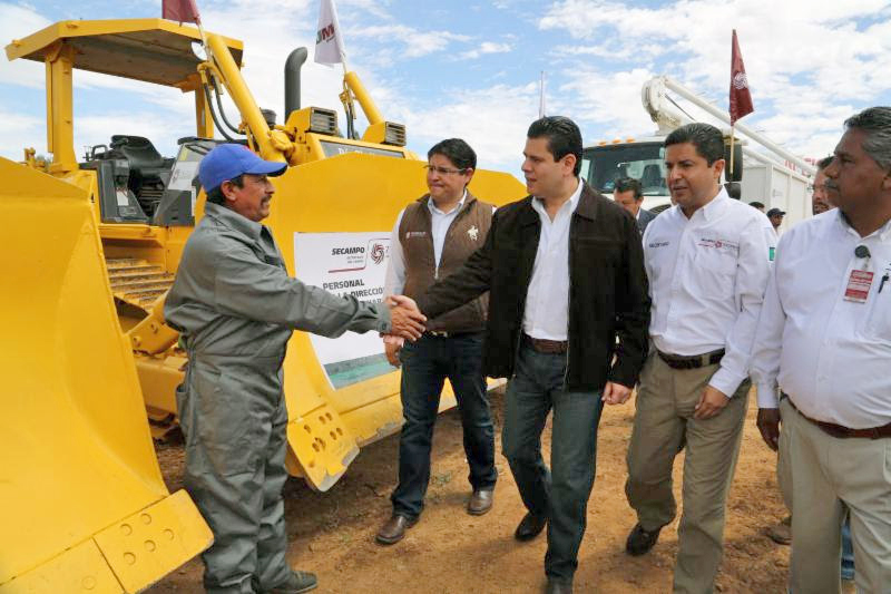 Alonso Reyes expresó que al comienzo de su administración fue primordial la consolidación de la infraestructura hidráulica ■ foto: LA JORNADA ZACATECAS