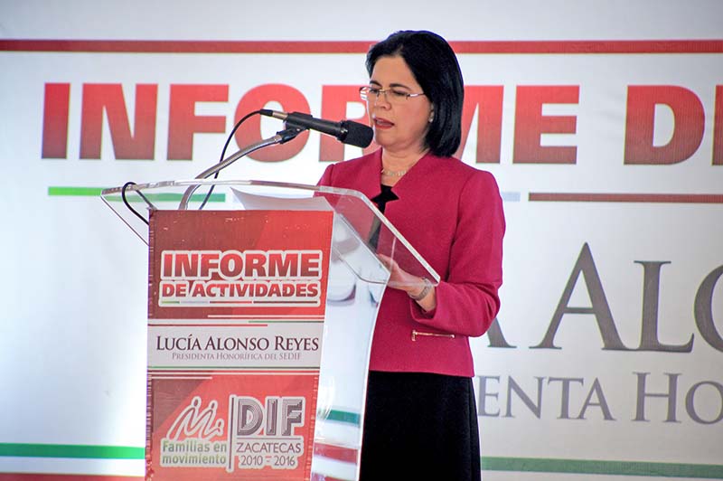 Lucía Alonso Reyes, presidenta honorífica del sistema DIF estatal ■ FOTO: ERNESTO MORENO