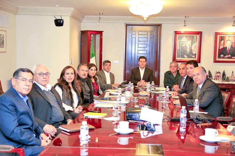 Funcionarios estatales y federales del ramo de seguridad tuvieron reunión de trabajo ■ foto: la jornada zacatecas