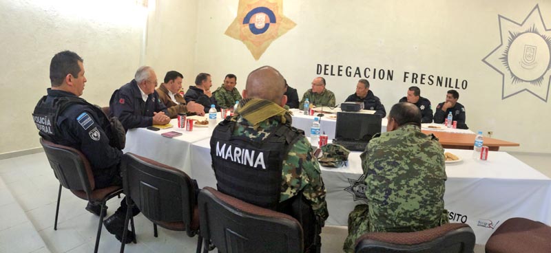 En El Mineral se reunieron autoridades de los tres niveles de gobierno ■ foto: LA JORNADA ZACATECAS