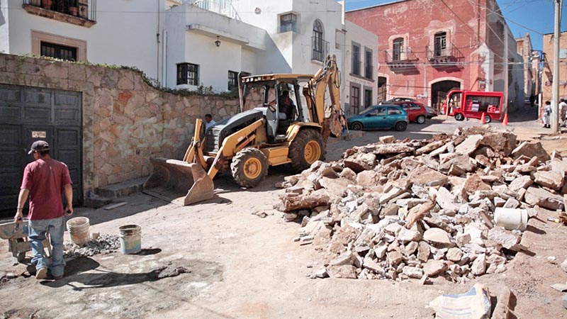 Imagen de archivo de los trabajos de regeneración de imagen urbana en la Plazuela de Yanguas ■ foto: miguel ángel núñez