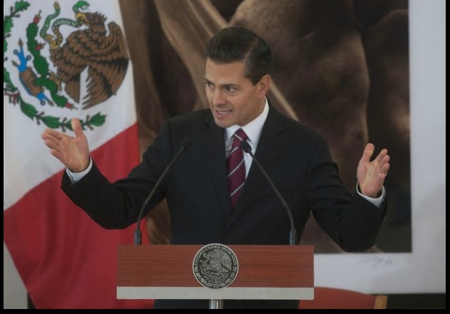 El presidente Enrique Peña Nieto, durante la reunión del Consejo Mexicano de Negocios, en el Club de Empresarios Bosques. Foto Cristina Rodríguez
