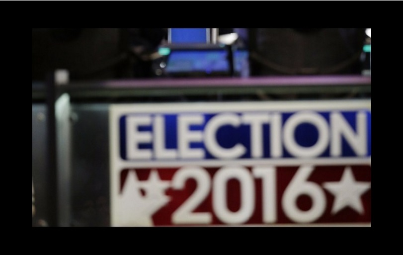 Cartel de un debate entre precandidatos republicanos. Foto Ap