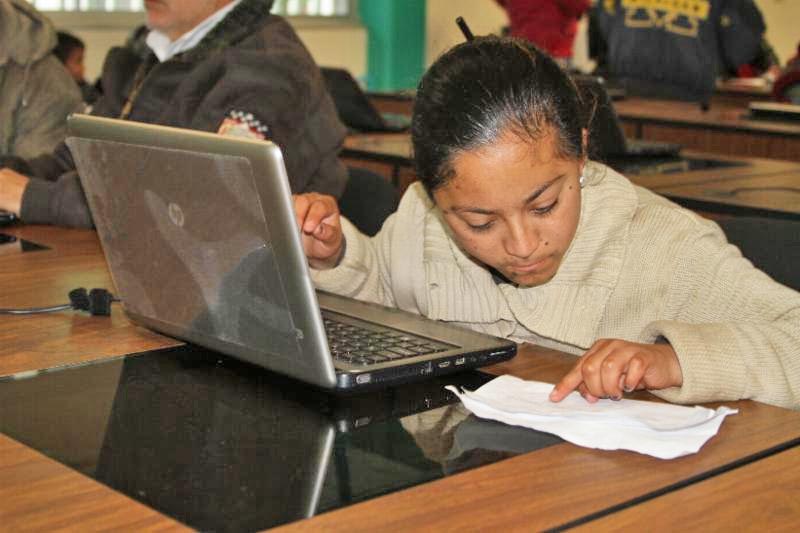Autoridades educativas esperan que incrementen paulatinamente las solicitudes durante los próximos días ■ FOTO: LA JORNADA ZACATECAS