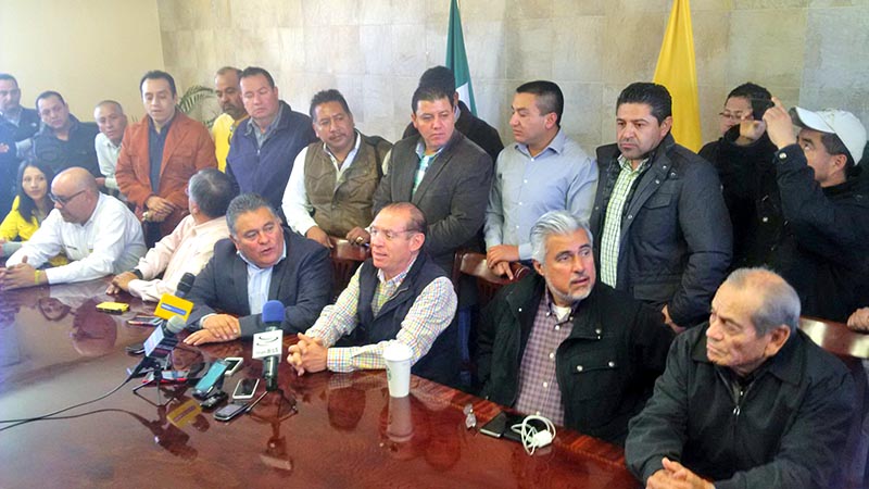 Sigue abierto el proceso de selección de candidato al interior del Partido de la Revolución Democrática, según anunció la dirigencia zacatecana ■ foto: rafael de santiago