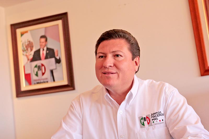 Adolfo Bonilla Gómez, recientemente designado dirigente estatal del tricolor ■ fotos: ernesto moreno y la jornada zacatecas