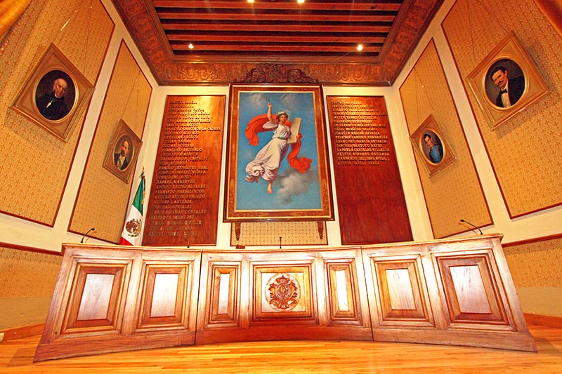 Instalaciones del Tribunal Superior de Justicia del Estado ■ foto: la jornada zacatecas