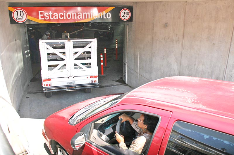 Las intervenciones en el estacionamiento se dan poco a poco, informaron ■ FOTO: LA JORNADA ZACATECAS