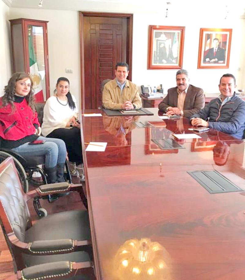 La reunión de trabajo entre los funcionarios públicos ■ foto: La Jornada Zacatecas