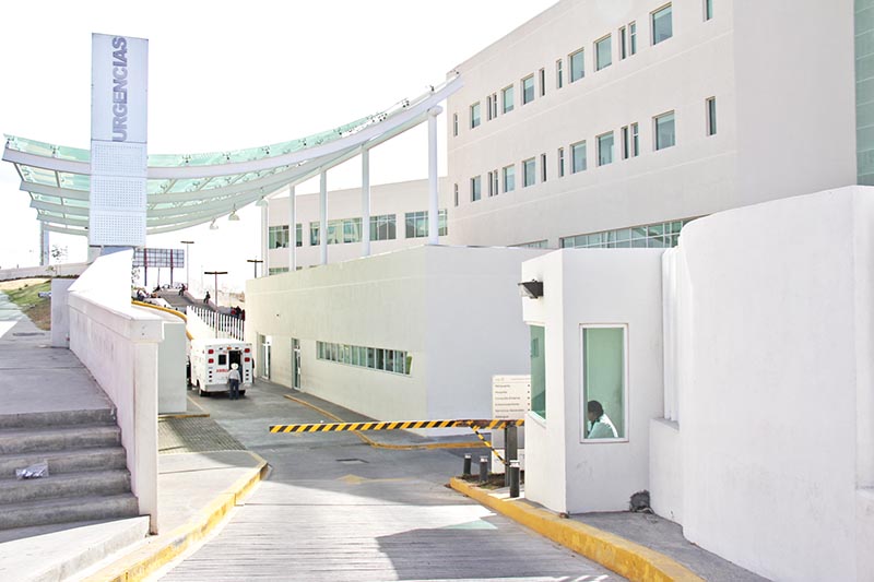 Uno de los pacientes está internado en el Hospital General Zacatecas Luz González Cosio. Imagen de las instalaciones de la unidad médica ■ foto: LA JORNADA ZACATECAS